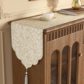 Decorative Plant-friendly Table Runner for Garden